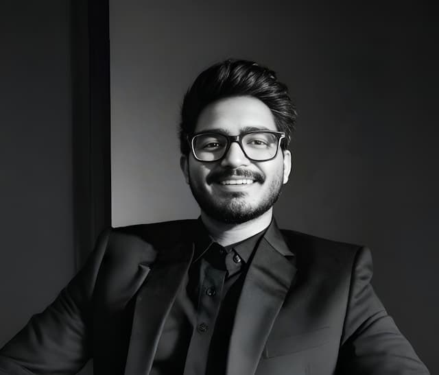 Vatsal Rakholiya